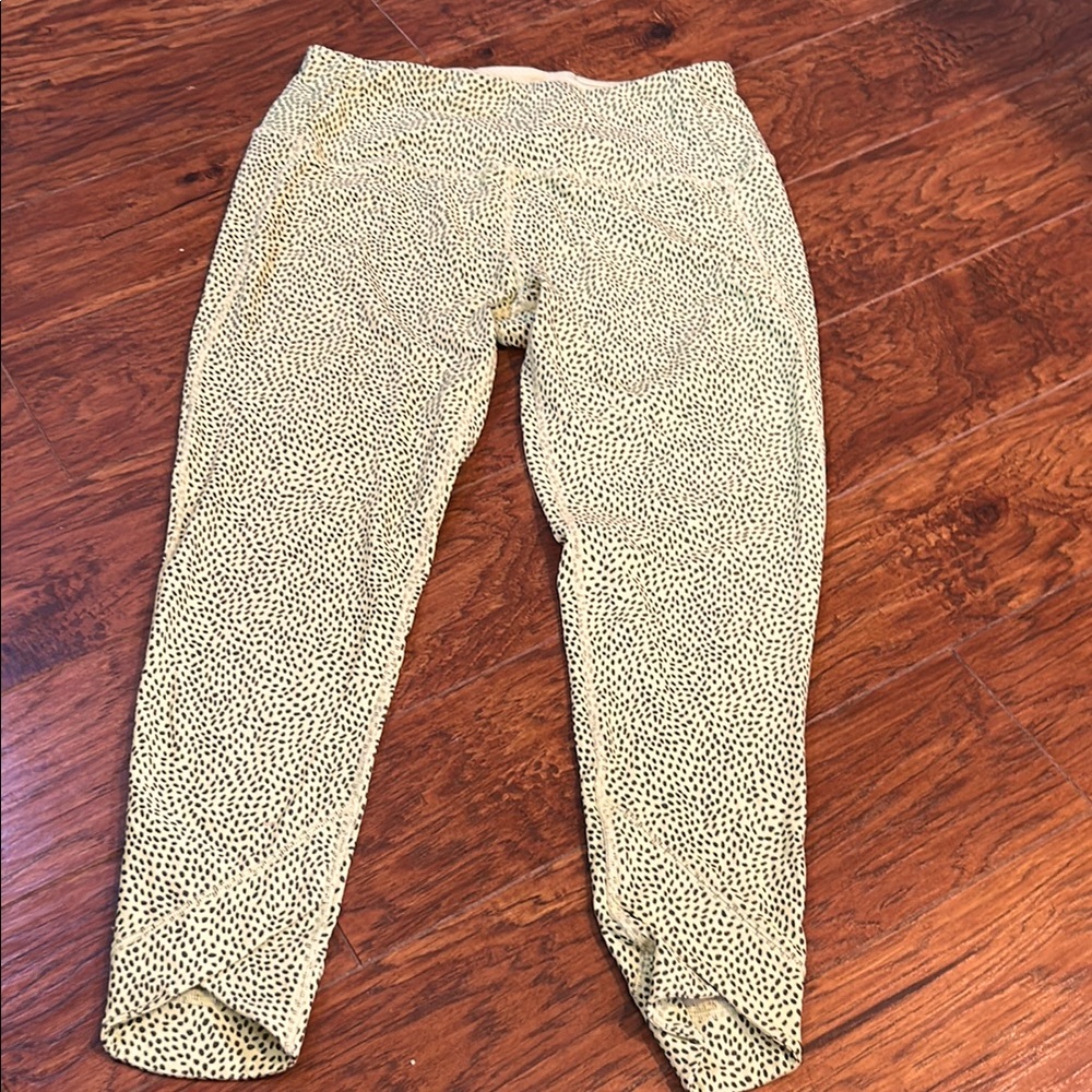 CAlia Yellow and Black Leggings